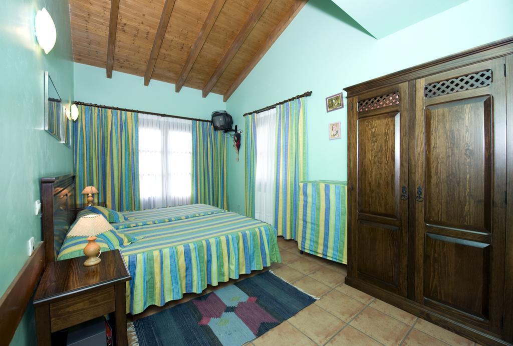 Agroturismo Ordaola Alonsotegi Екстер'єр фото
